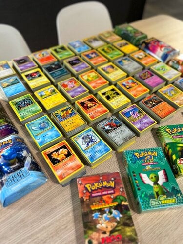 Περισσότερες πληροφορίες για "Pokemon Collection με 400+ κάρτες"