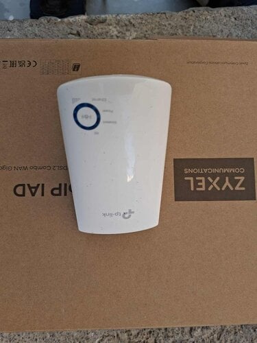 Περισσότερες πληροφορίες για "TP-LINK TL-WA850RE v7 WiFi Extender Single Band (2.4GHz) 300Mbps"
