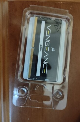 Περισσότερες πληροφορίες για "Corsair ddr 5 16gb so-dimm"
