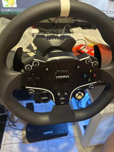 Περισσότερες πληροφορίες για "moza r3 xbox"