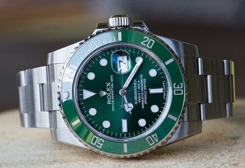 Περισσότερες πληροφορίες για "Rolex Submariner "Hulk" ( AAA Replica.) Αφόρετο με πλήρες συσκευασία!"