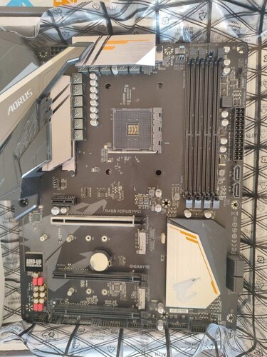 Περισσότερες πληροφορίες για "B450-AORUS-PRO"