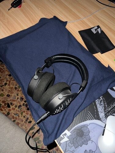 Περισσότερες πληροφορίες για "Beyerdynamic DT 1990 PRO (Μαύρο/Ενσύρματα)"