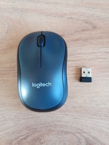 Περισσότερες πληροφορίες για "Logitech M220 SILENT (Μαύρο, Γραφίτης/RF Wireless)"