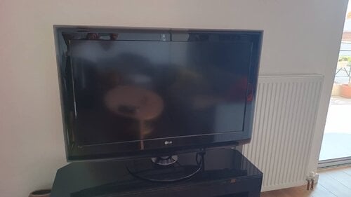 Περισσότερες πληροφορίες για "LG 42LH9000"