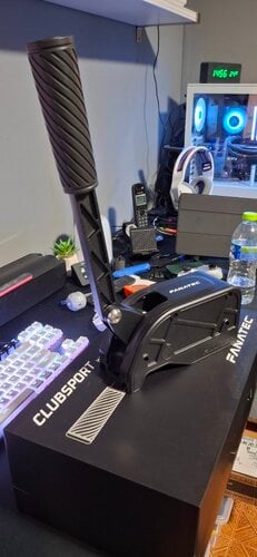 Περισσότερες πληροφορίες για "FANATEC ClubSport Handbrake V2"